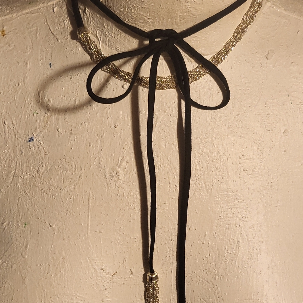 NWT Nine Westc Elegant Black and Silver Suede Choker Necklace